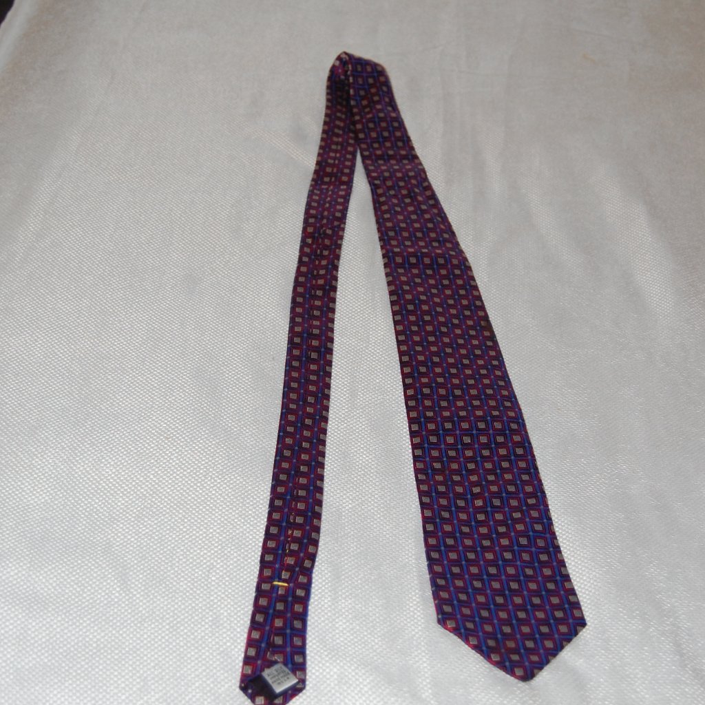 Xmi 325 Series 100 Silk RedBlue Tie